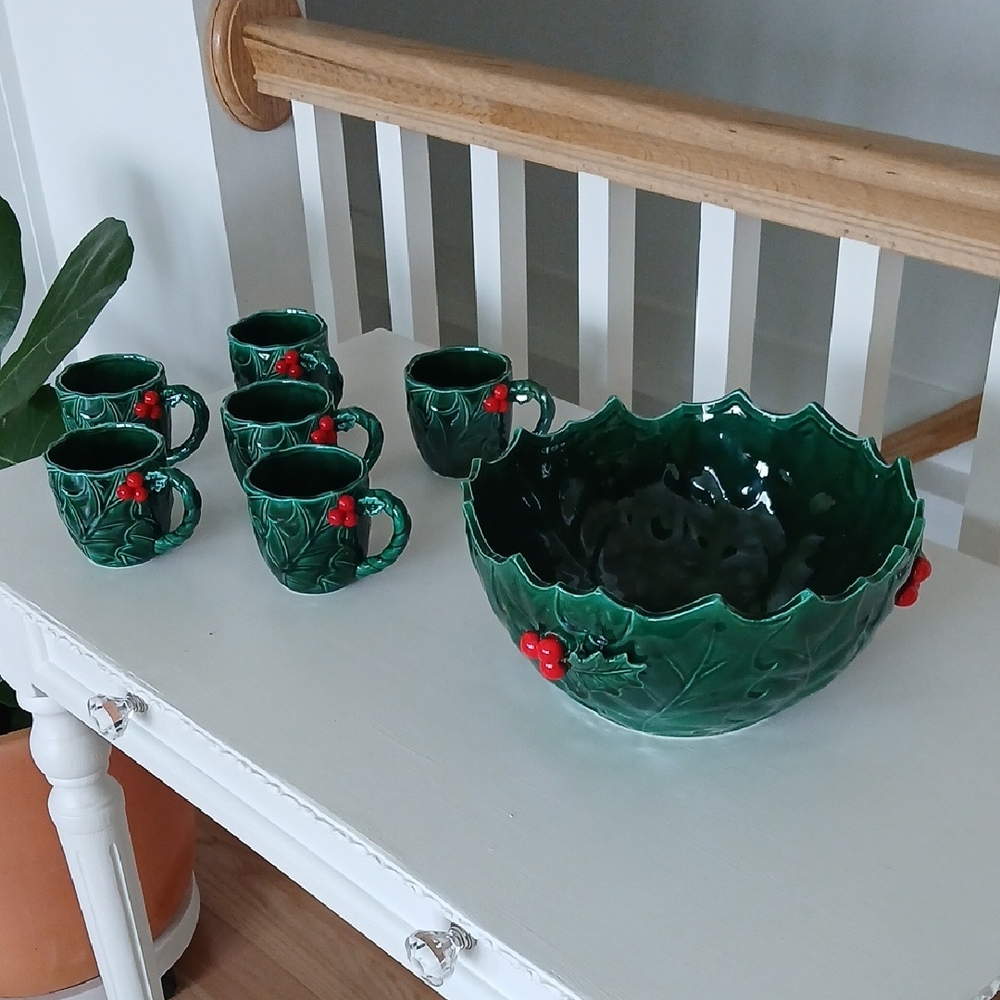 Lefton HOLLY BERRY Punch Bowl 6 Cups 8 Oz Holiday Entertaining Set Vintage Japan